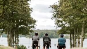 Envie d’une escapade à vélo au pays des lacs ?  Testez les boucles des lacs !