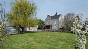 Le bien à la loupe, dans la province de Namur : une propriété avec dépendances à 830.000 euros (photos)