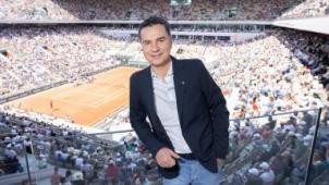 «Je n’arrive pas à comprendre»: Laurent Luyat agacé par les tribunes vides à Roland Garros