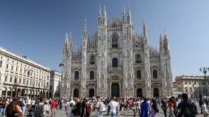 Milan voudrait lutter face aux touristes en interdisant les glaces et les pizzas