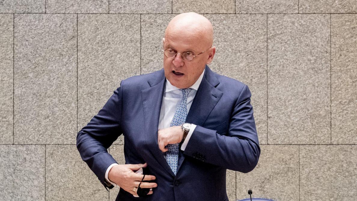 Nederland: Ex-minister van Justitie geïntimideerd door criminelen