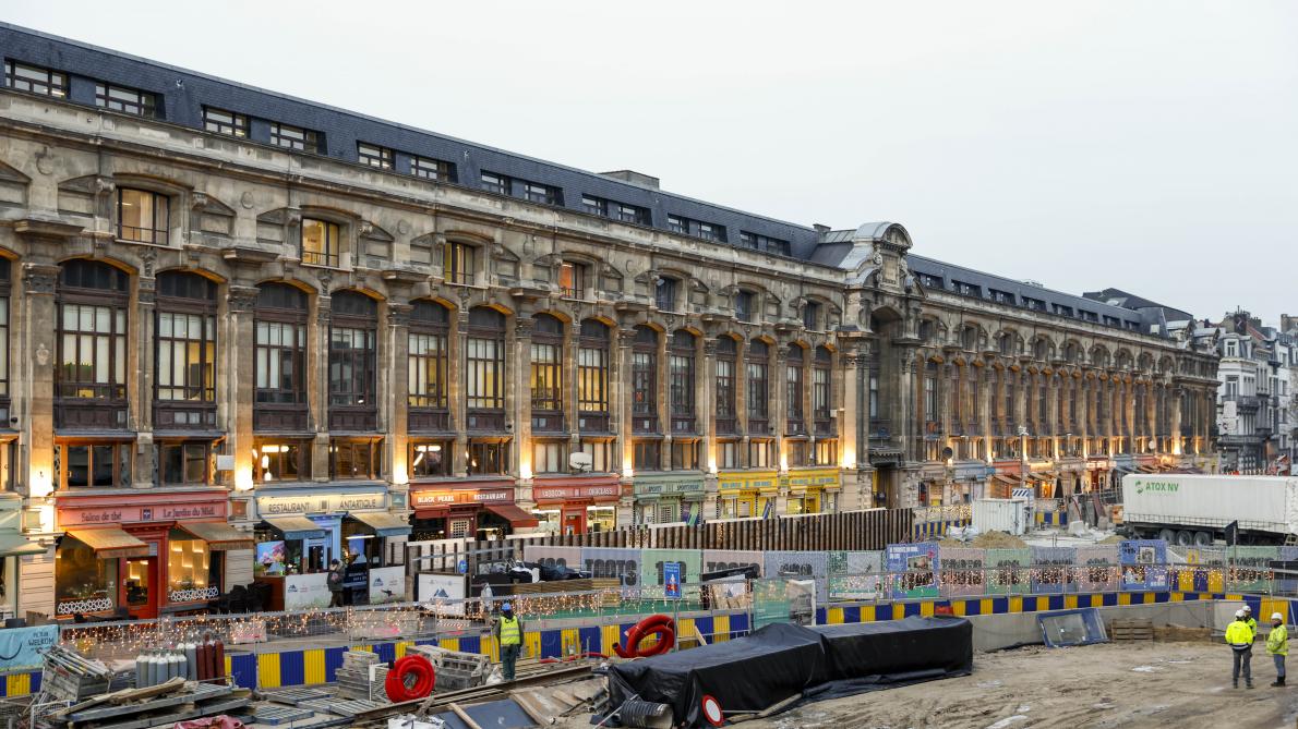 Métro Nord à Bruxelles : la démolition de l’intérieur du Palais du Midi en discussion