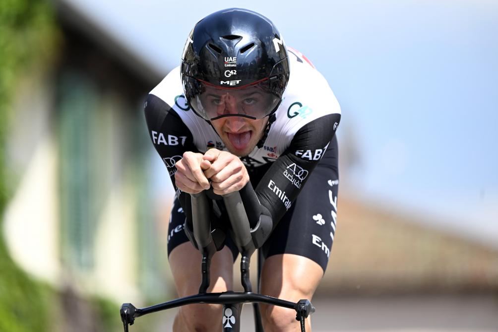 Critérium du Dauphiné: Bjerg domine Vingegaard sur le chrono, remporte la 4e étape et s’offre le maillot jaune