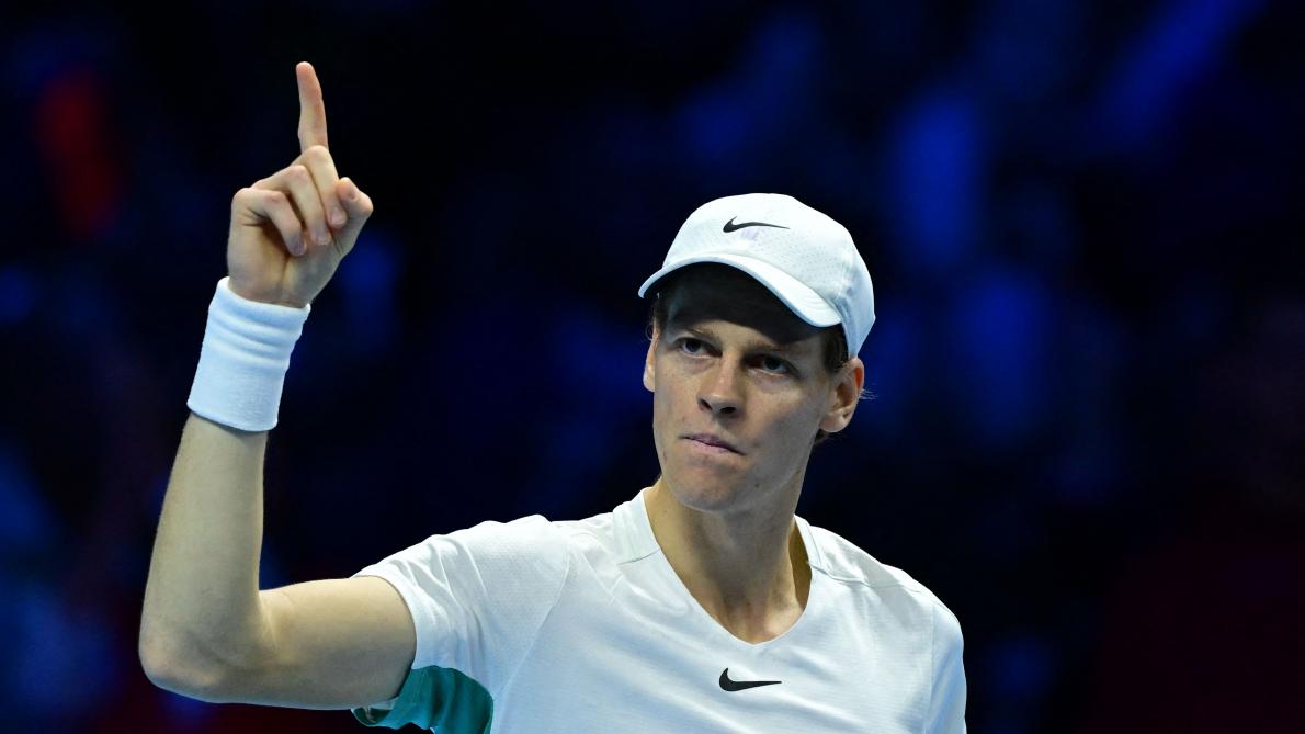 Final ATP: Jannik Sinner mengalahkan Holger Rune, Novak Djokovic lolos ke semifinal (video)