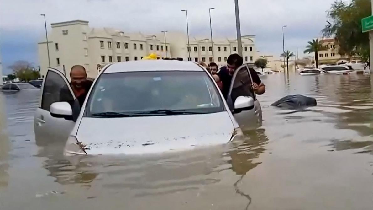 Les pluies diluviennes à Dubaï pourraient être causées par les pluies artificielles, selon les météorologues