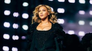 Beyoncé Knowles, élue célébrité la plus influente par le magazine «
Forbes
» en 2015, en prestation au stade Roi Baudouin ce dimanche. «
Formation World Tour
», Paris. © Parkwood Entertainment