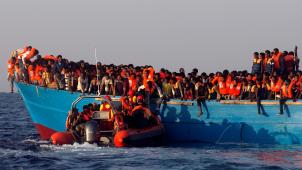 Les migrants sauvés au large des côtes libyennes © Reuters