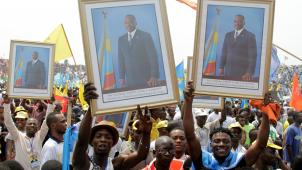 Manifestation de soutien au président Joseph Kabila, le 29 juillet dernier à Kinshasa
: au moment où s’ouvre le «
dialogue national
», le pouvoir n’entend pas laisser le monopole de la rue à l’opposition... © Kenny Katombe/Reuters