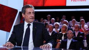 Nicolas Sarkozy sur le plateau de la première de l’Emission politique. © AFP