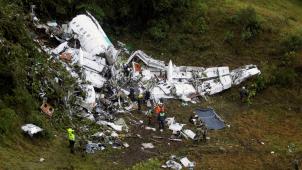 L’avion s’est crashé  dans les montagnes,  à 3.300 mètres d’altitude.