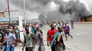 Tout le monde craint une répétition des violences qui avaient endeuillé Kinshasa en septembre dernier. © Kenny Katombe/Reuters