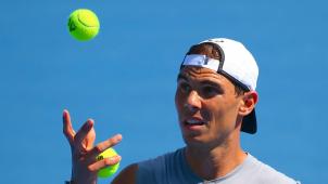 Rafael Nadal s’entraîne pour décrocher son 2
e
 Open d’Australie (après celui de 2009), ce qui serait son 15
e
 succès en Grand Chelem, à 2 longueurs de Roger Fededer. © Photo News.
