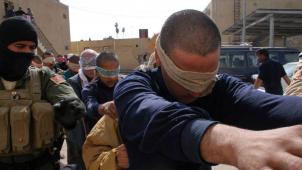 Arrestation de «djihadistes» présumés par un commando de la police irakienne, à Hilla, au centre de l