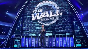 Avec «
The Wall
», présenté par Christophe Dechavanne, TF1 espère distancer la concurrence pour de bon à 19 heures. © D.R.