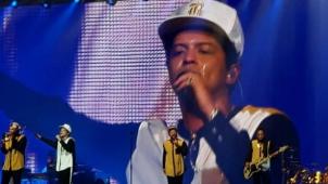 Bruno Mars, c’est «
entertainment
» non-stop.