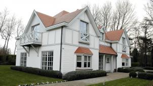 Sans surprise, c’est à Knokke-Heist qu’on trouve les maisons les plus chères de Flandre. Le prix moyen y est de... 558.000 euros. On est très loin du prix moyen général à la Région qui est de 259.000 euros. © Roger Milutin.
