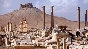 Le site syrien de Palmyre a fait l’objet d’un large pillage de la part des terroristes de Daesh. Les objets et œuvres qui y ont été volées sont revendues pour alimenter les caisses de l’Etat islamique. Reuters