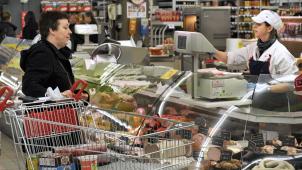 En dix ans, les Belges ont réduit leur consommation de viande de 30
%, avec un impact marquant sur les rayons concernés des supermarchés. © Pierre-Yves Thienpont.