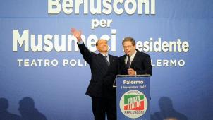 L’ex-« Cavaliere » s’est remis en selle : un Silvio Berluisconi amaigri et énergique est venu soutenir les candidats  de « Forza Italia » en Sicile - ici, à Palerme ce mercredi.