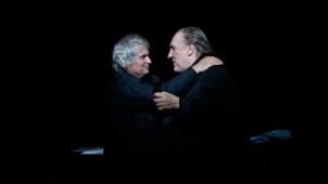 Les deux Gérard, Daguerre au piano, Depardieu à la voix, ont signé mardi un bel hommage à Barbara. © Getty Images / Bertrand Rindoff Petroff.