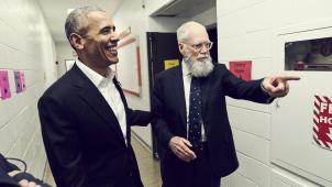 David Letterman est Barack Obama dans les coulisses de la nouvelle émission de Netflix « My guest need no introduction ».