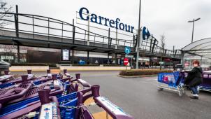 De nombreux spécialistes veulent voir dans le plan de restructuration annoncé chez Carrefour le signe du déclin d’un format qui ne serait plus adapté aux demandes de la clientèle d’aujourd’hui.