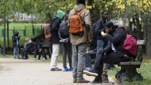 Les réfugiés du parc Maximilien symbolisent de manière très concrète la politique migratoire. Beaucoup de Belges voudraient une autre gestion de cette question.