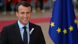 Emmanuel Macron a eu recours, comme d’autres, au logiciel NationBuilder pour pousser un candidat LREM dans chaque smartphone français.