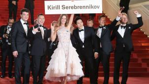 Rock attitude au nom de la liberté pour toute l’équipe du film russe «
Leto
» présente sans son réalisateur Kirill Sebrennikov assigné à résidence.