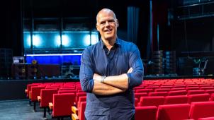 Le nouveau directeur Denis Gerardy veut remettre le music hall au goût du jour.