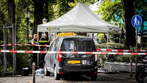 Frans Meijer, l’un des gangsters les plus connus des Pays-Bas,  a été abattu mardi par la police, dans le centre d’Amsterdam.