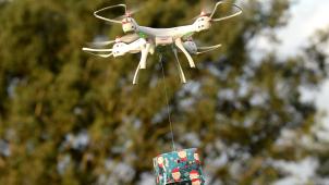 Le drone pour remplacer le père Noël et le facteur, ce n’est pas encore pour cette année ni la suivante, a priori. © Photo News.