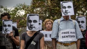 Les militants des droits de l’Homme organisent régulièrement des manifestations pour demander la libération d’Oleg Sentsov - ici, devant l’ambassade de Russie à Prague.