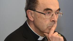 L’archevêque de Lyon a demandé «
pardon
» et a reconnu des «
erreurs
». Mais il nie avoir couvert le moindre acte de pédophilie. © AFP.