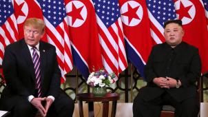 Donald Trump et Kim Jong-un lors de leur sommet à Hanoï, le mois dernier
: un brusque regain de tension, même si le régime nord-coréen évite de viser la personne du président américain.