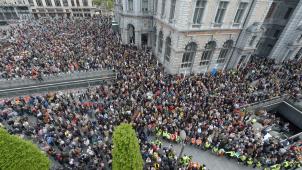 Marche blanche à Anvers en hommage à Julie Van Espen © Photo News