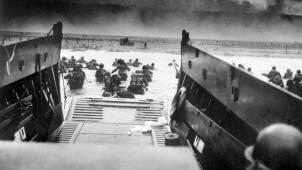 Le 6 juin 1944, les troupes alliées débarquent en Normandie.