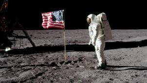Les Américains Neil Armstrong et Buzz Aldrin ont été les premiers hommes à marcher sur la Lune. Ils ont été suivis par une dizaine d’autres. Mais qui seront les prochains
?