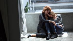 Marnie (Susan Sarandon) déménage à Hollywood pour se rapprocher de sa fille...
