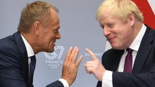 Le premier ministre britannique n’a pas mentionné sa «
non-menace
» de ne pas payer son dû à l’Union en cas de Brexit lors de sa rencontre avec le président du Conseil européen Donald Tusk en marge du sommet du G7 à Biarritz, dimanche.