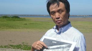 Kaoru Hasuike bavardait tranquillement dans un coin reculé de la plage avec sa petite amie quand un commando l’a enlevé, le 31
juillet 1978.