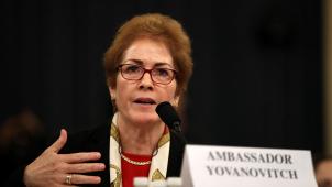Marie Yovanovitch, ancienne ambassadrice des Etats-Unis en Ukraine, limogée par Donald Trump, a jugé «
très intimidantes
» les attaques du président à son encontre.