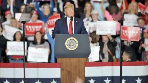 Donald Trump, en campagne, tenait meeting, mardi, à Wildwood, dans le New Jersey.