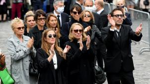 Muriel Robin, Anne Le Nen, Victoria Bedos, Joëlle Bercot, Doria Tillier et Nicolas Bedos, le dernier hommage des proches.
