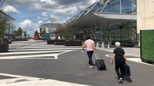 Quatre mille passagers étaient attendus ce lundi à Zaventem. Le nombre devrait augmenter jusqu’à 14.000 voyageurs par jour d’ici le premier juillet.