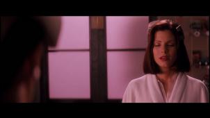 Dans «
Demolition Man
», Sandra Bullock a un orgasme par la pensée
: scène mythique de «
cybersexe
». «
J’ai voulu faire l’exacte inverse de ça
», insiste Josselin Bordat.