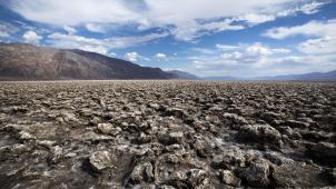 (FILE) USA DEATH VALLEY HOTTEST TEMPERATURE