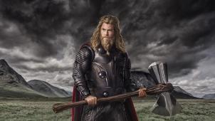 Thor (Chris Hemsworth), un garçon très soigné.