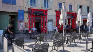Pas de demi mesure à Marseille
: bars et restaurants doivent totalement fermer.