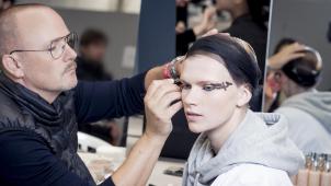 Défilé Dior prêt-à-porter printemps-été 2019
: Peter Philips s’inspire du maquillage de la chorégraphe israélienne Sharon Eyal.